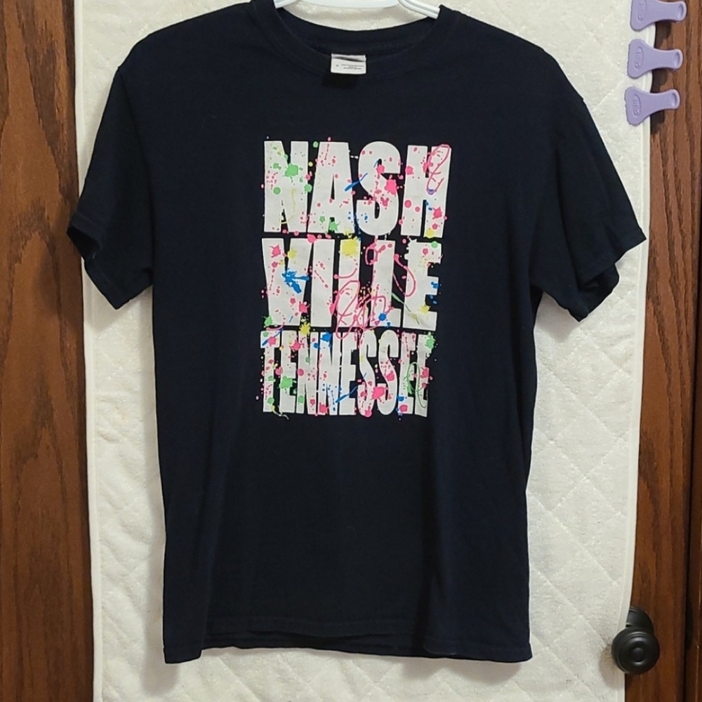 Gildan | Small | Women's T-Shirt